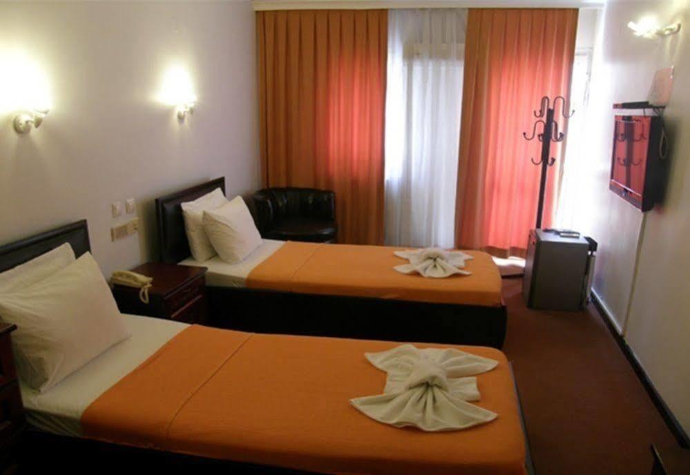 Hotel Balca İzmir Buitenkant foto
